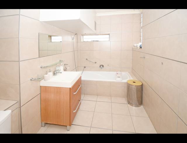 3 BEDROOM APARTMENT FOR SALE IN GRESSWOLD